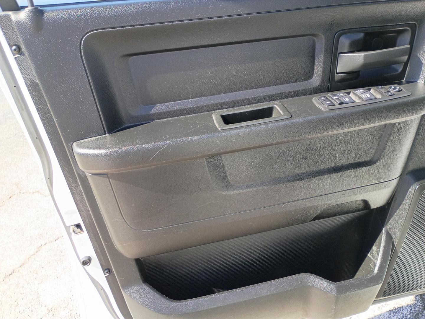 2023 White /Gray RAM 1500 Classic CLASSIC (3C6RR7KT8PG) with an 5.7L V8 OHV 16V engine, located at 1842 Wirt Road, Houston, TX, 77055, (713) 973-3903, 29.805330, -95.484787 - Photo#9