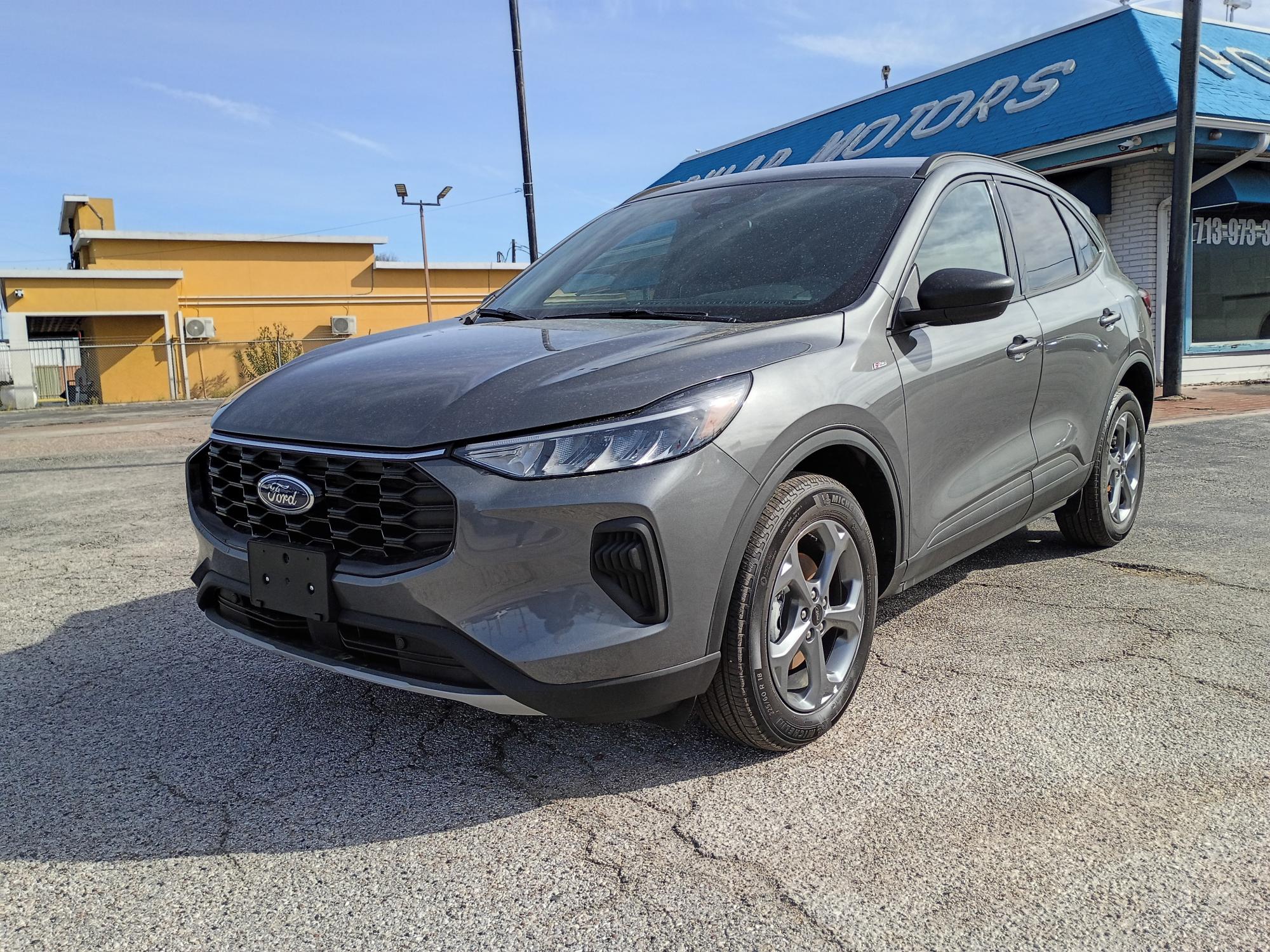 photo of 2025 Ford Escape ST-Line AWD
