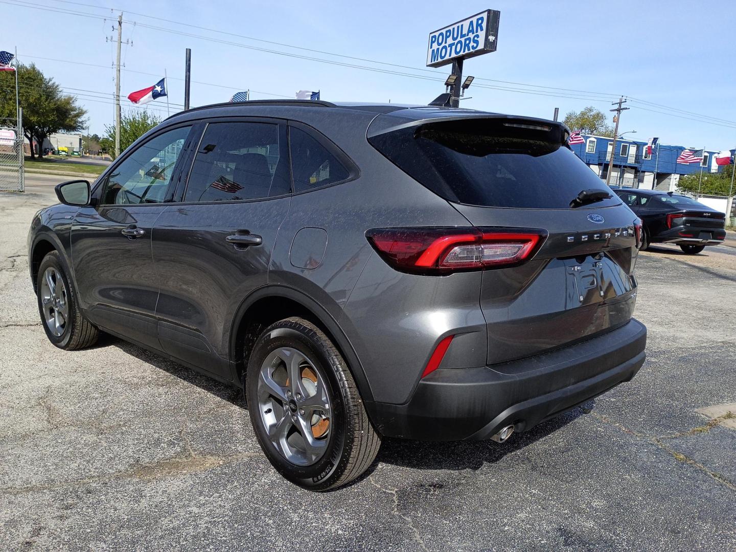 2025 Gray Ford Escape ST-Line AWD (1FMCU9MN9SU) with an 1.5L L3 engine, 8A transmission, located at 1842 Wirt Road, Houston, TX, 77055, (713) 973-3903, 29.805330, -95.484787 - Photo#2