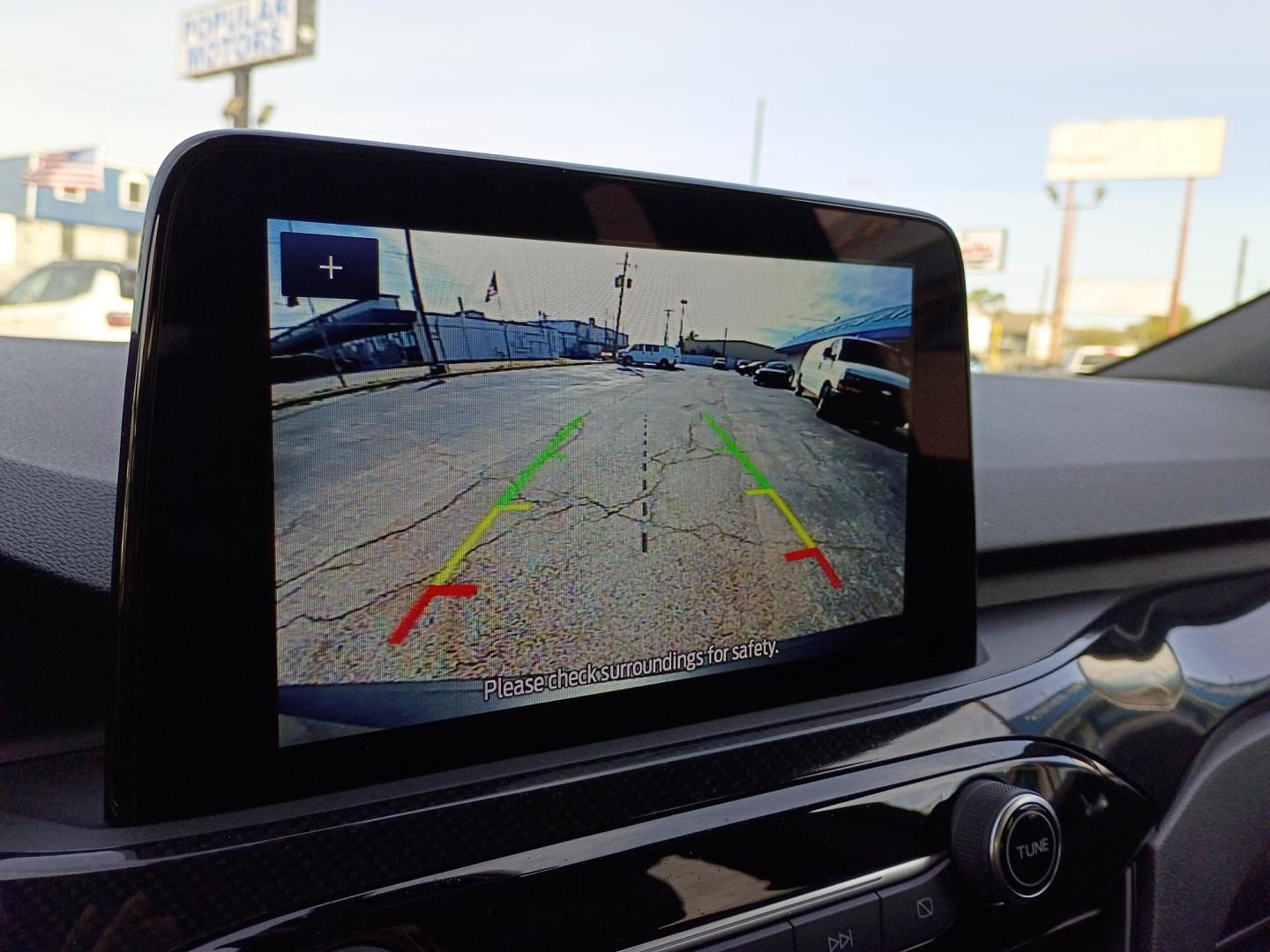 2025 Gray Ford Escape ST-Line AWD (1FMCU9MN9SU) with an 1.5L L3 engine, 8A transmission, located at 1842 Wirt Road, Houston, TX, 77055, (713) 973-3903, 29.805330, -95.484787 - Photo#20