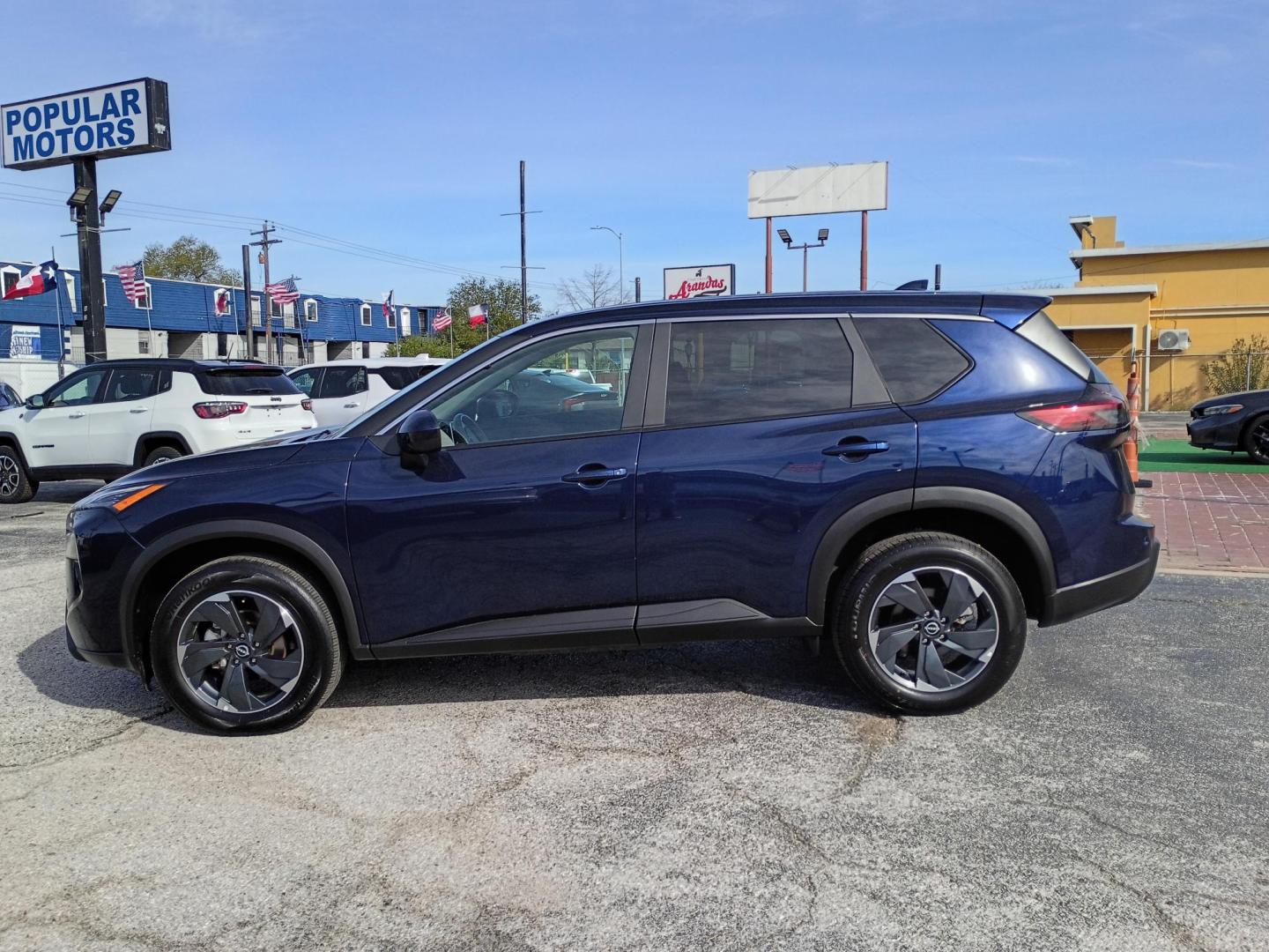2025 BLUE /Black Nissan Rogue SV AWD (5N1BT3BB7SC) with an 2.5L L4 DOHC 16V engine, CVT transmission, located at 1842 Wirt Road, Houston, TX, 77055, (713) 973-3903, 29.805330, -95.484787 - Photo#1