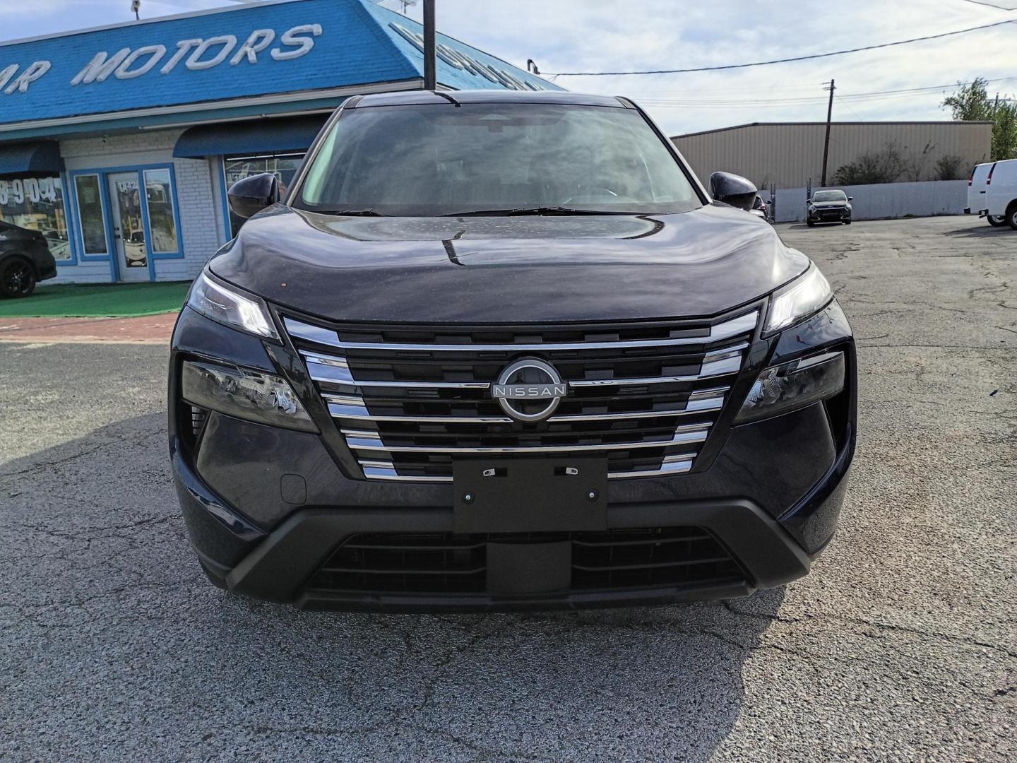 2025 BLUE /Black Nissan Rogue SV AWD (5N1BT3BB7SC) with an 2.5L L4 DOHC 16V engine, CVT transmission, located at 1842 Wirt Road, Houston, TX, 77055, (713) 973-3903, 29.805330, -95.484787 - Photo#7