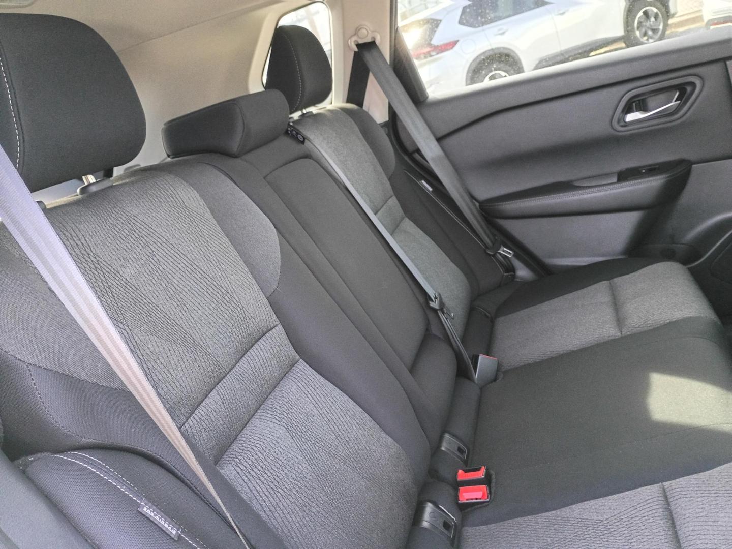 2025 BLUE /Black Nissan Rogue SV AWD (5N1BT3BB7SC) with an 2.5L L4 DOHC 16V engine, CVT transmission, located at 1842 Wirt Road, Houston, TX, 77055, (713) 973-3903, 29.805330, -95.484787 - Photo#14