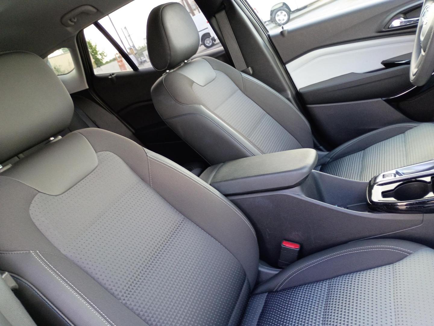 2025 Black Chevrolet Trax LT (KL77LHEP0SC) with an 1.2L L3 TURBO engine, 6A transmission, located at 1842 Wirt Road, Houston, TX, 77055, (713) 973-3903, 29.805330, -95.484787 - Photo#12