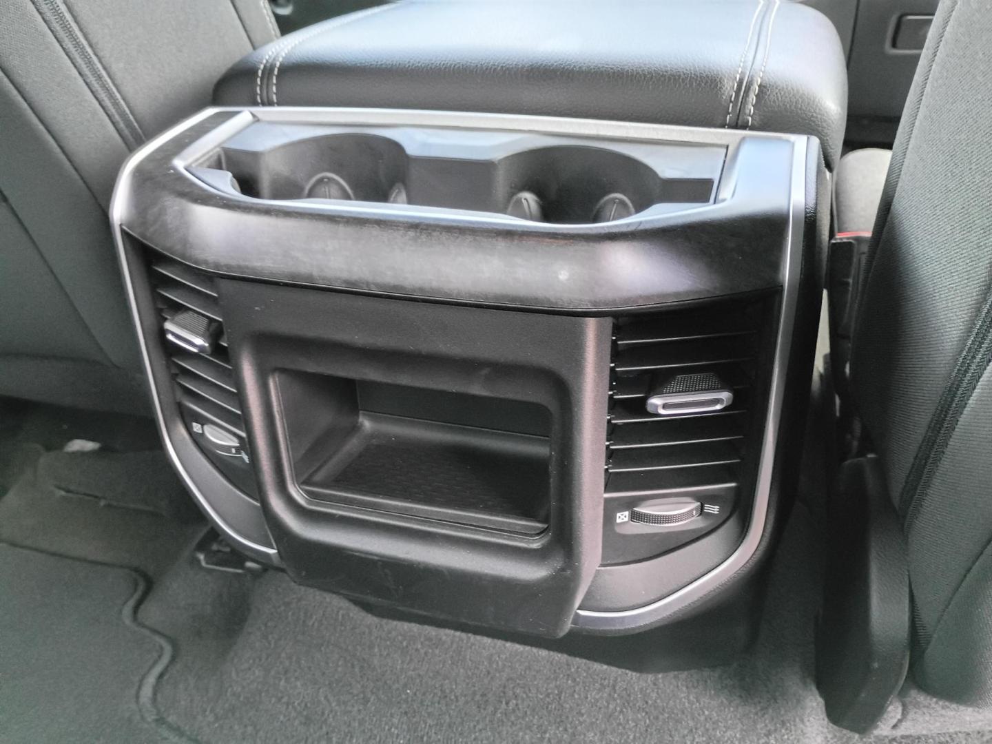 2023 White /Black RAM 1500 Big Horn Crew Cab SWB 4WD (1C6RRFFG5PN) with an 3.6L V6 DOHC 24V engine, 8A transmission, located at 1842 Wirt Road, Houston, TX, 77055, (713) 973-3903, 29.805330, -95.484787 - Photo#17