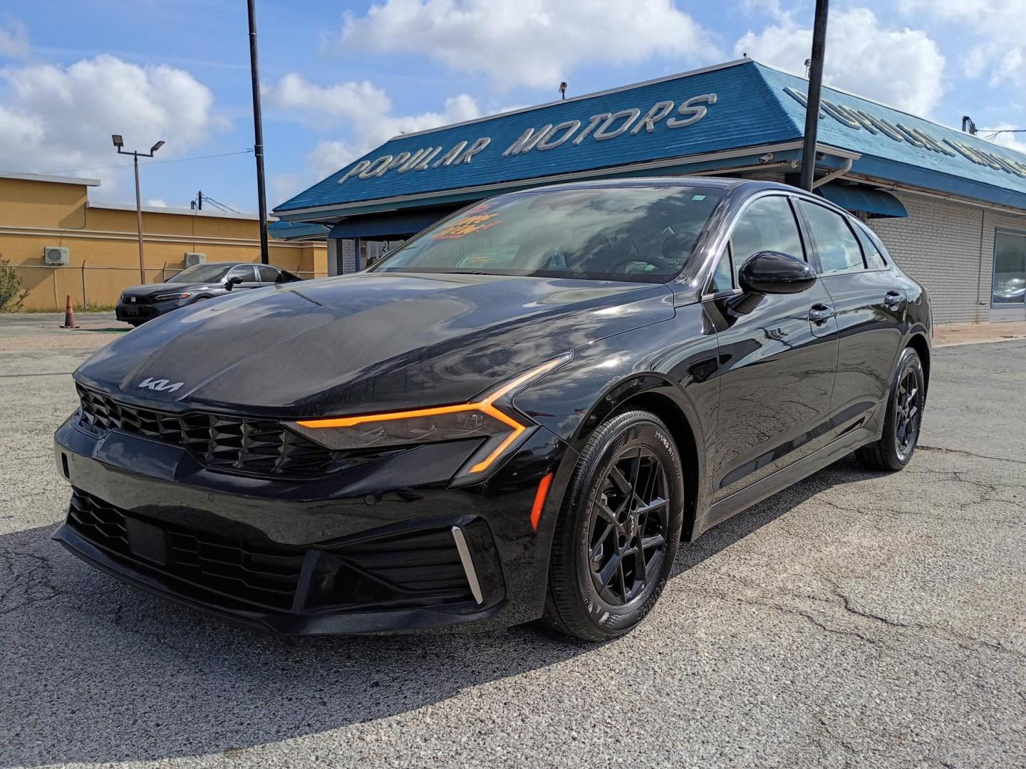 2025 Black /Black Kia K5 LXS (KNAG24J7XS5) with an 2.5L L4 DOHC 16V engine, 8A transmission, located at 1842 Wirt Road, Houston, TX, 77055, (713) 973-3903, 29.805330, -95.484787 - Photo#0