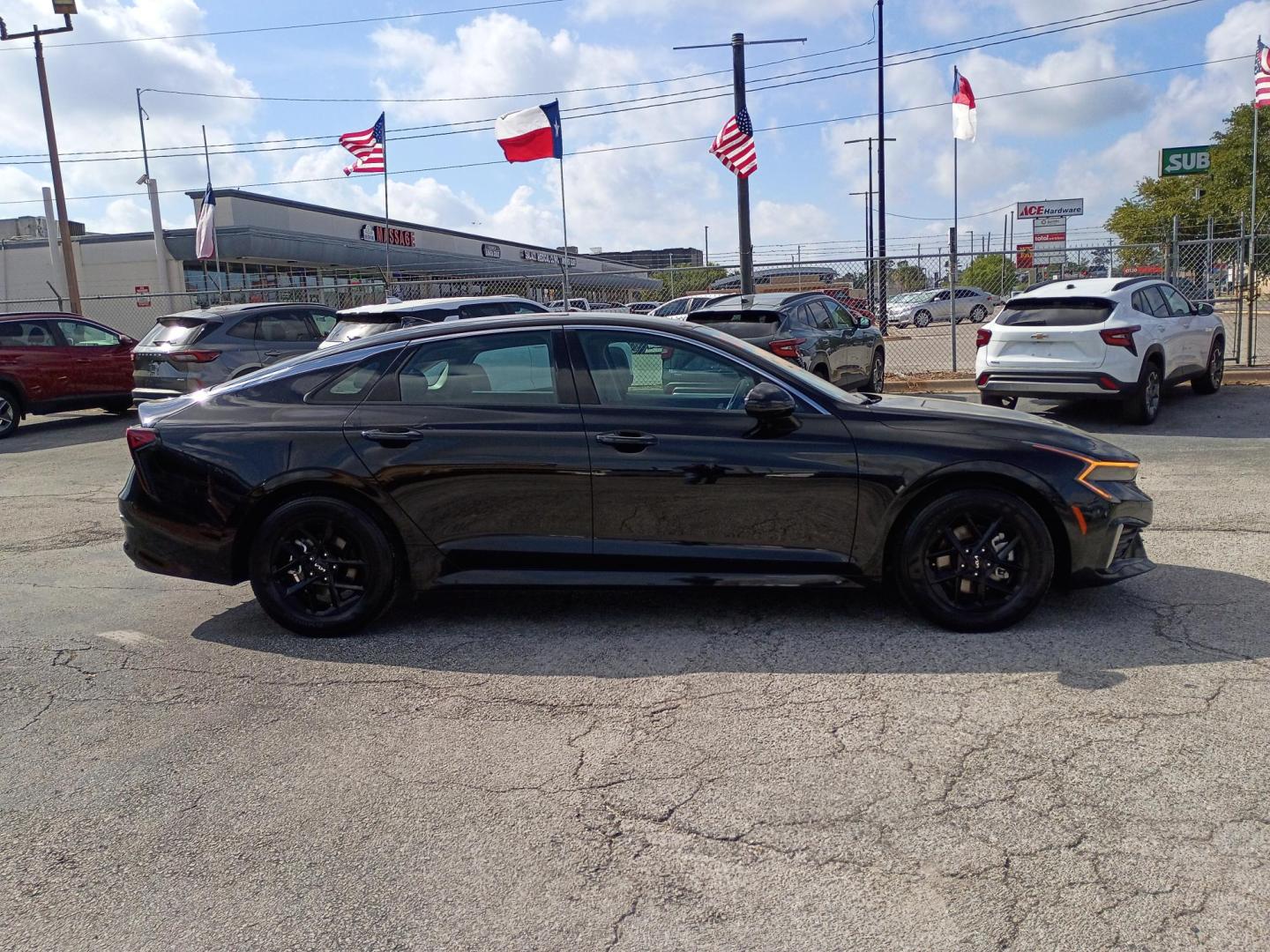 2025 Black /Black Kia K5 LXS (KNAG24J7XS5) with an 2.5L L4 DOHC 16V engine, 8A transmission, located at 1842 Wirt Road, Houston, TX, 77055, (713) 973-3903, 29.805330, -95.484787 - Photo#5
