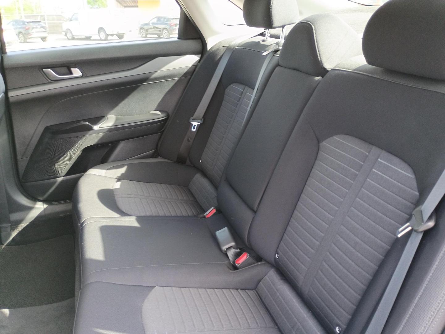 2025 Black /Black Kia K5 LXS (KNAG24J7XS5) with an 2.5L L4 DOHC 16V engine, 8A transmission, located at 1842 Wirt Road, Houston, TX, 77055, (713) 973-3903, 29.805330, -95.484787 - Photo#10