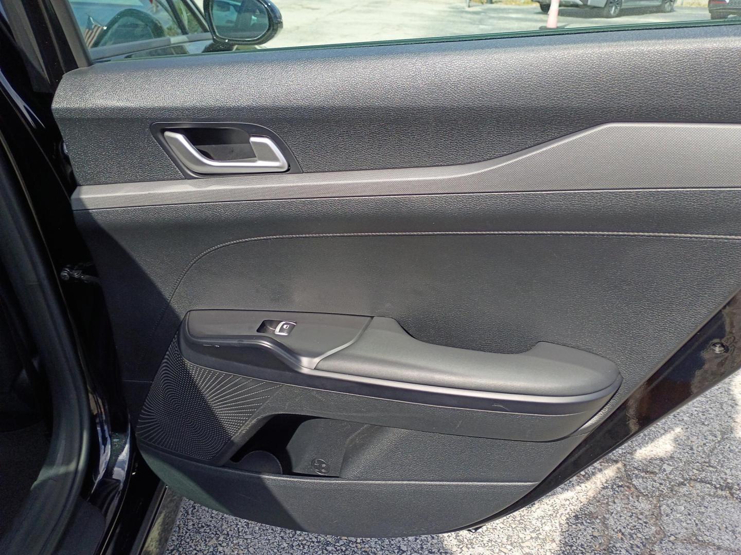 2025 Black /Black Kia K5 LXS (KNAG24J7XS5) with an 2.5L L4 DOHC 16V engine, 8A transmission, located at 1842 Wirt Road, Houston, TX, 77055, (713) 973-3903, 29.805330, -95.484787 - Photo#15