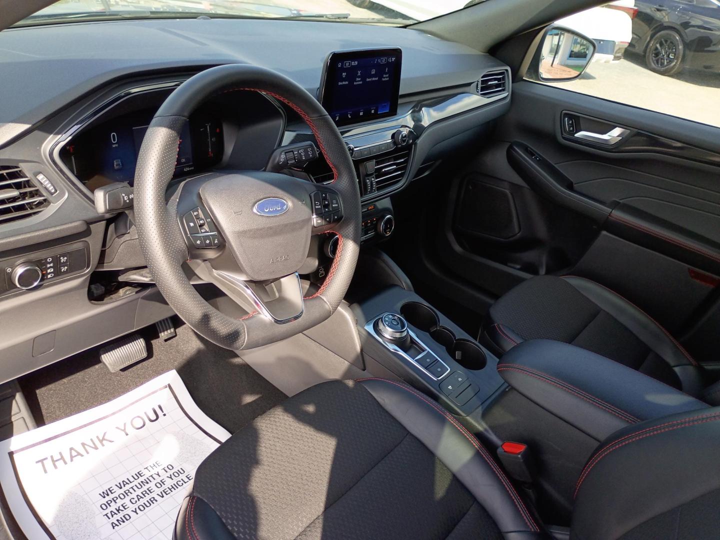 2025 Gray /Black Ford Escape ST-Line AWD (1FMCU9MN8SU) with an 1.5L L3 engine, 8A transmission, located at 1842 Wirt Road, Houston, TX, 77055, (713) 973-3903, 29.805330, -95.484787 - Photo#8