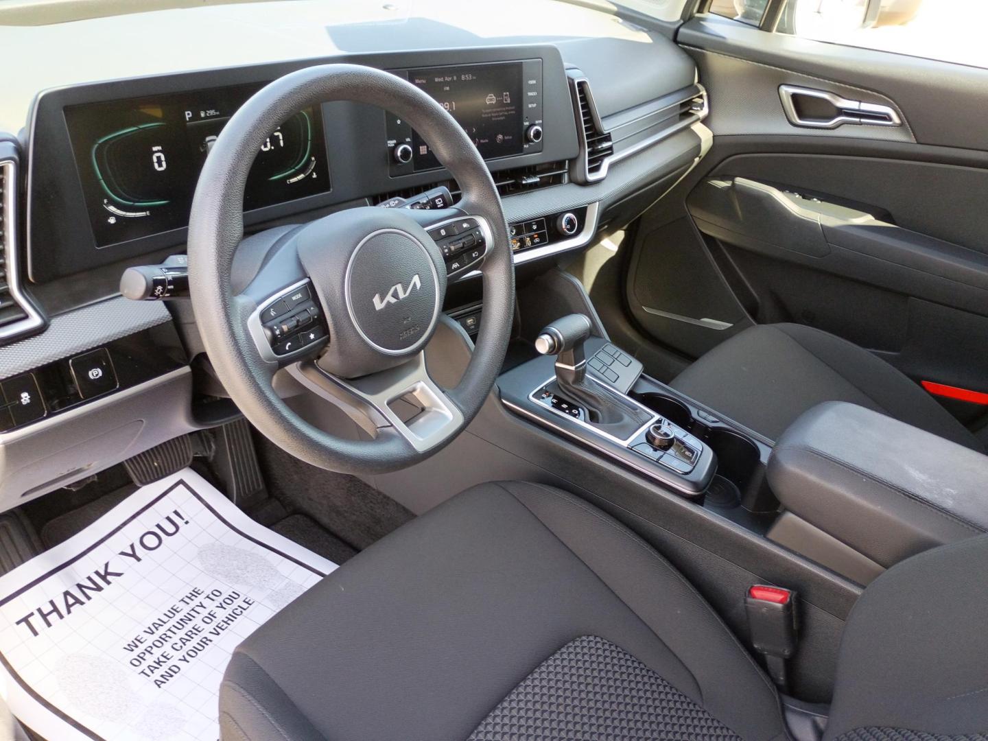 2025 Gray /Black Kia Sportage LX (KNDPU3DF6S7) with an 2.5L V6 DOHC 24V engine, 8A transmission, located at 1842 Wirt Road, Houston, TX, 77055, (713) 973-3903, 29.805330, -95.484787 - Photo#8