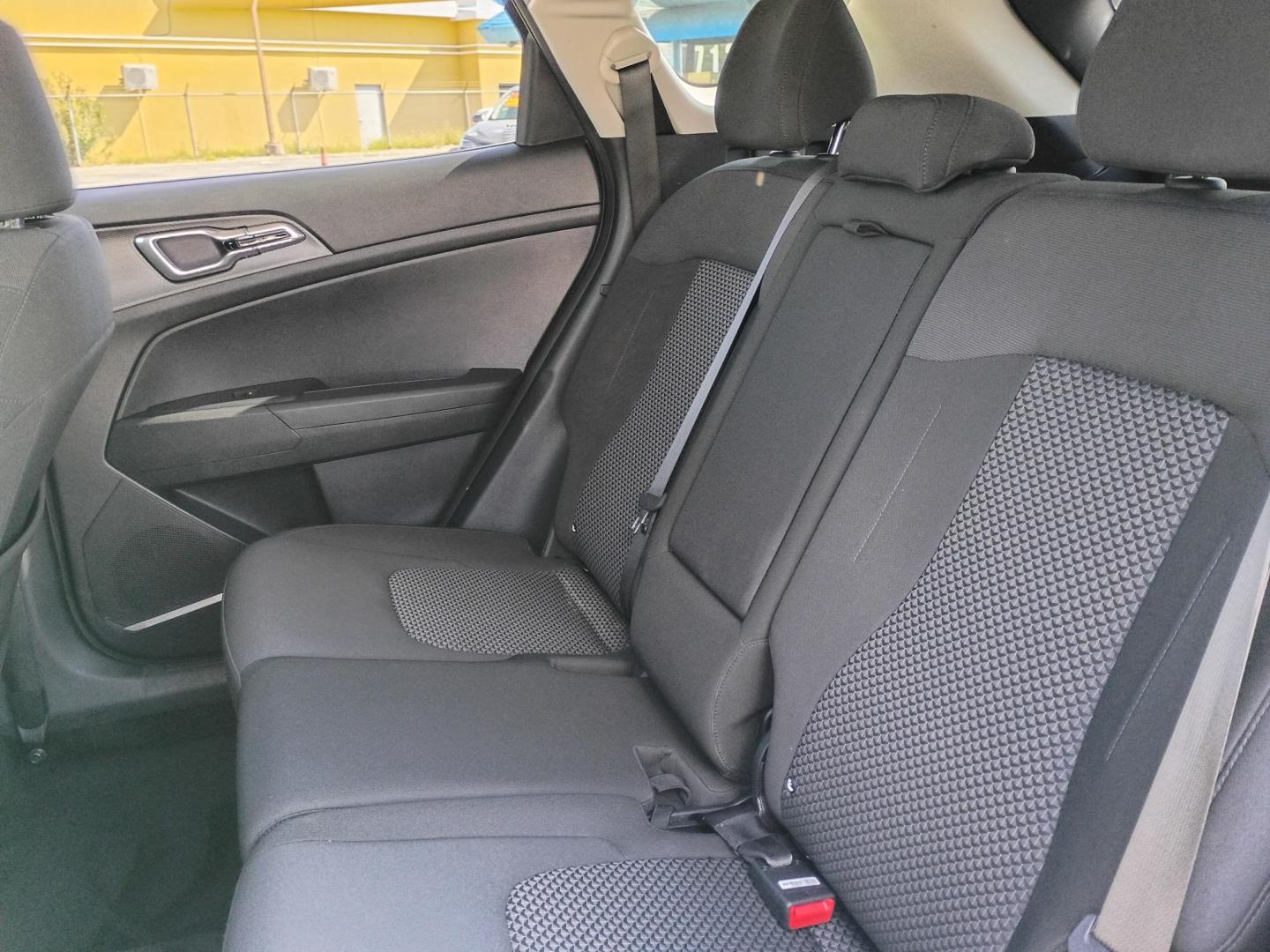 2025 Gray /Black Kia Sportage LX (KNDPU3DF6S7) with an 2.5L V6 DOHC 24V engine, 8A transmission, located at 1842 Wirt Road, Houston, TX, 77055, (713) 973-3903, 29.805330, -95.484787 - Photo#10