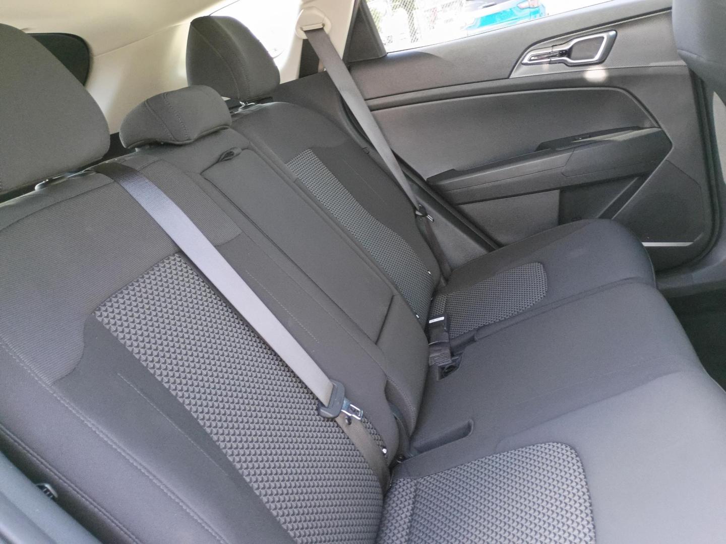 2025 Gray /Black Kia Sportage LX (KNDPU3DF6S7) with an 2.5L V6 DOHC 24V engine, 8A transmission, located at 1842 Wirt Road, Houston, TX, 77055, (713) 973-3903, 29.805330, -95.484787 - Photo#14