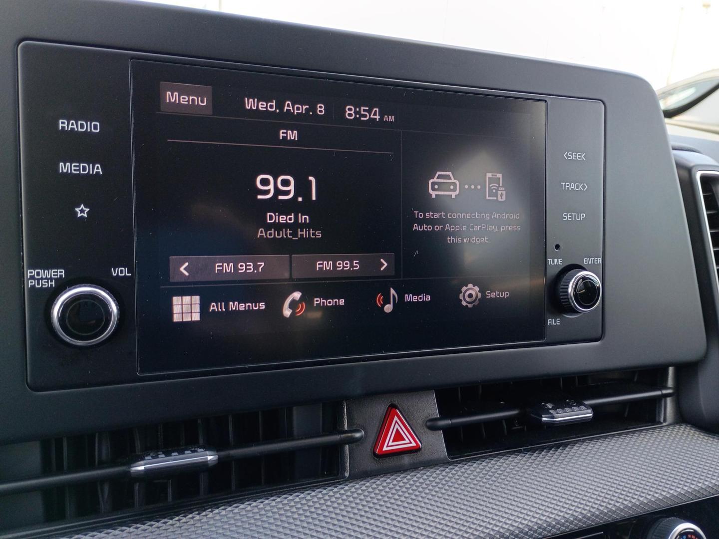 2025 Gray /Black Kia Sportage LX (KNDPU3DF6S7) with an 2.5L V6 DOHC 24V engine, 8A transmission, located at 1842 Wirt Road, Houston, TX, 77055, (713) 973-3903, 29.805330, -95.484787 - Photo#21