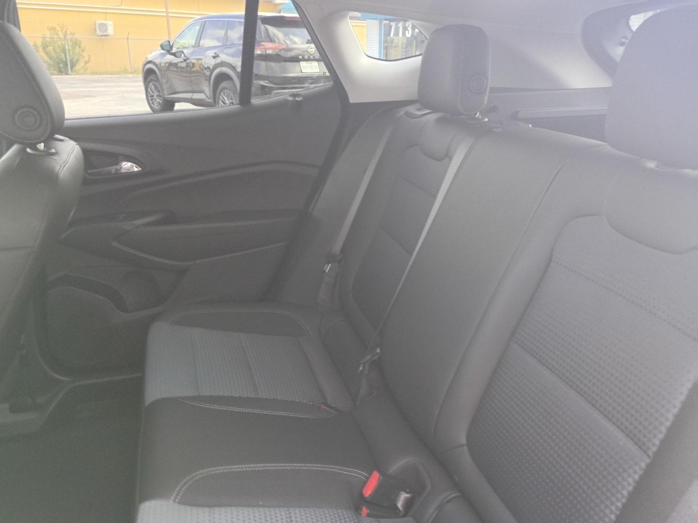 2025 Cypress Gray /Black Chevrolet Trax LT (KL77LHEP8SC) with an 1.2L L3 TURBO engine, 6A transmission, located at 1842 Wirt Road, Houston, TX, 77055, (713) 973-3903, 29.805330, -95.484787 - Photo#10