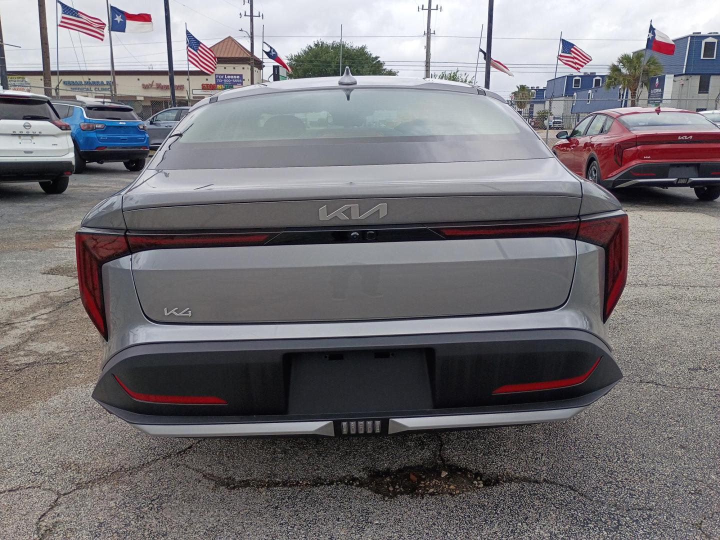 2025 Gray /Black Kia K4 LX (3KPFT4DE6SE) with an 2.0L L4 DOHC 16V engine, CVT transmission, located at 1842 Wirt Road, Houston, TX, 77055, (713) 973-3903, 29.805330, -95.484787 - Photo#3