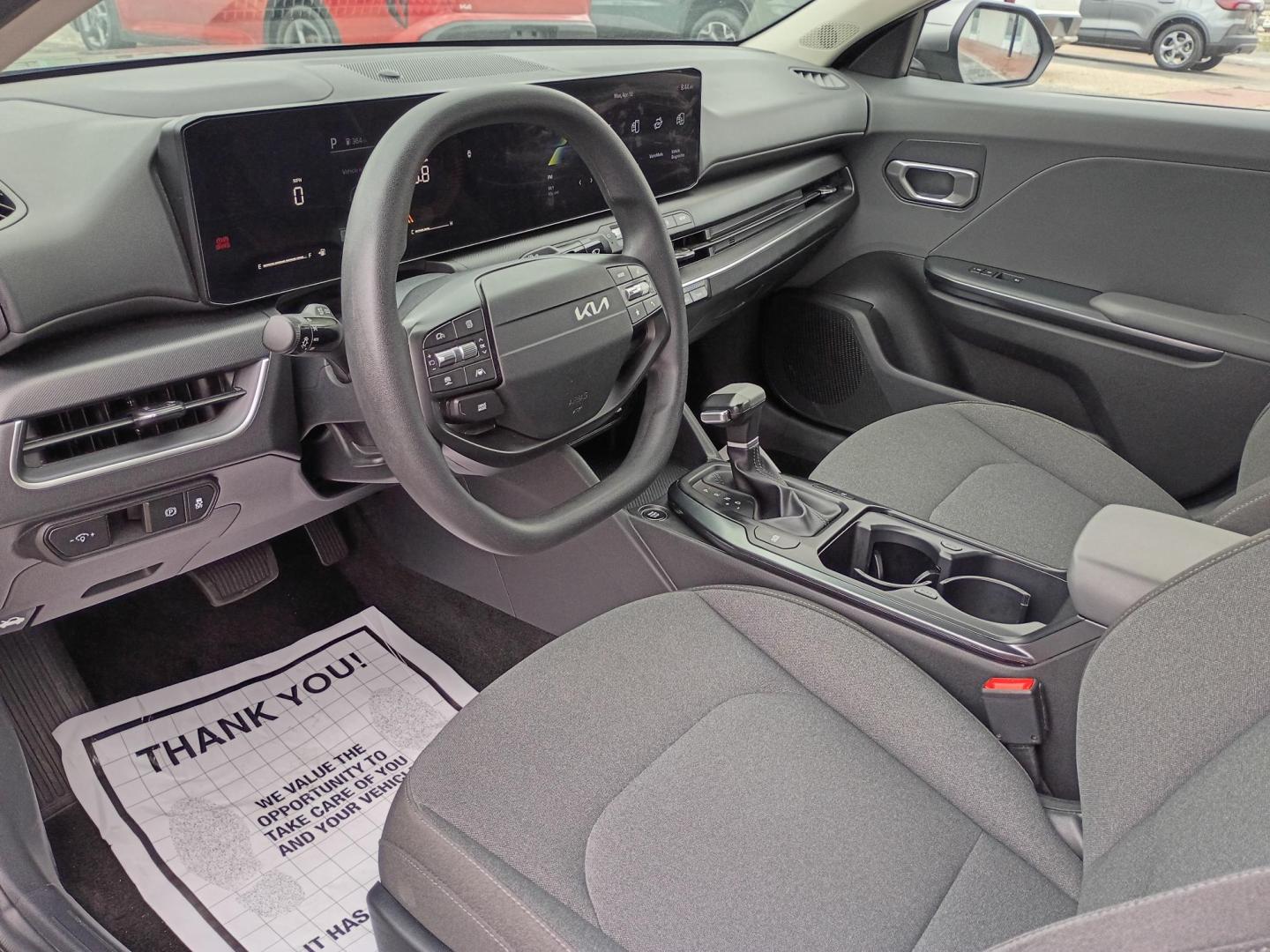 2025 Gray /Black Kia K4 LX (3KPFT4DE6SE) with an 2.0L L4 DOHC 16V engine, CVT transmission, located at 1842 Wirt Road, Houston, TX, 77055, (713) 973-3903, 29.805330, -95.484787 - Photo#8