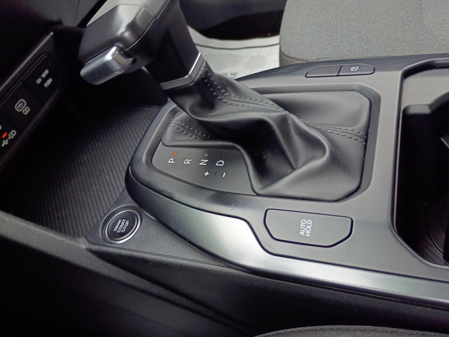 2025 Gray /Black Kia K4 LX (3KPFT4DE6SE) with an 2.0L L4 DOHC 16V engine, CVT transmission, located at 1842 Wirt Road, Houston, TX, 77055, (713) 973-3903, 29.805330, -95.484787 - Photo#21