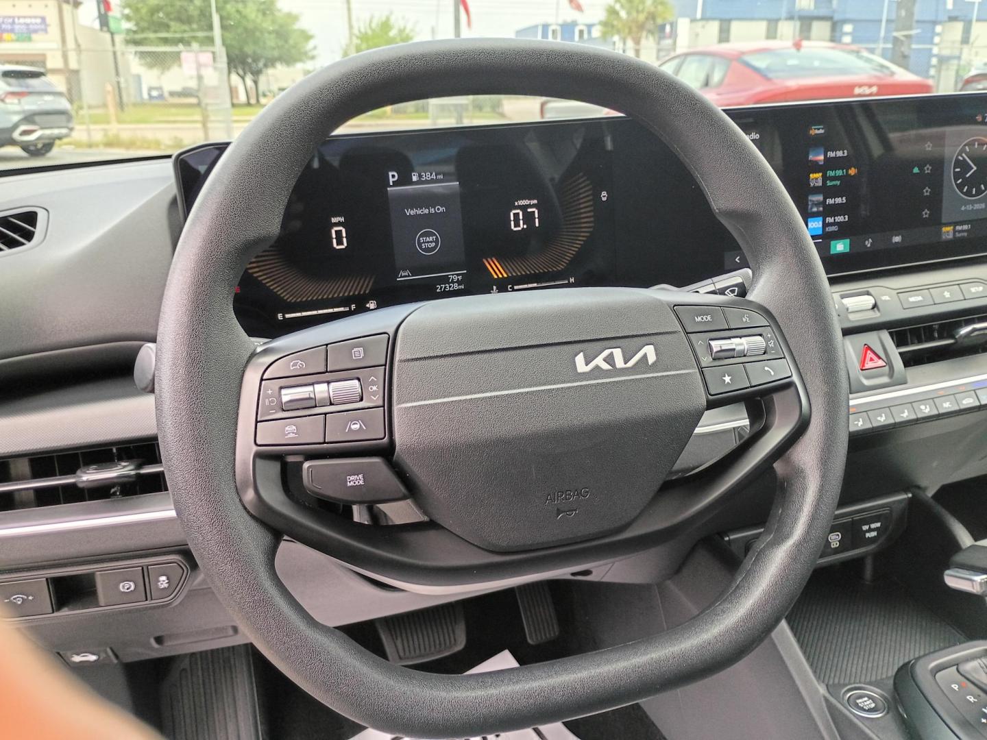 2025 White /Black Kia K4 LX (3KPFT4DE2SE) with an 2.0L L4 DOHC 16V engine, CVT transmission, located at 1842 Wirt Road, Houston, TX, 77055, (713) 973-3903, 29.805330, -95.484787 - Photo#17