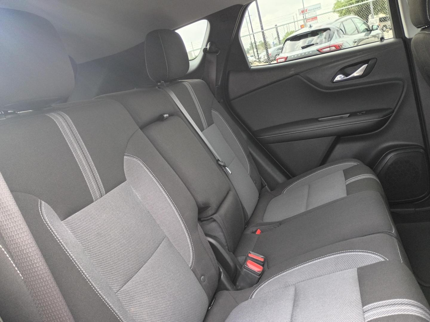 2025 Black /Black Chevrolet Blazer 2LT (3GNKBCR41SS) with an 2.0L L4 DOHC 16 TURBO engine, 9A transmission, located at 1842 Wirt Road, Houston, TX, 77055, (713) 973-3903, 29.805330, -95.484787 - Photo#14