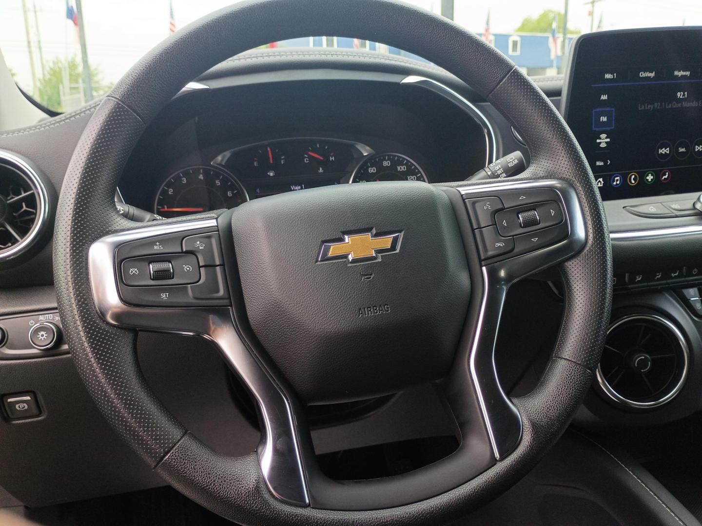 2025 Black /Black Chevrolet Blazer 2LT (3GNKBCR41SS) with an 2.0L L4 DOHC 16 TURBO engine, 9A transmission, located at 1842 Wirt Road, Houston, TX, 77055, (713) 973-3903, 29.805330, -95.484787 - Photo#18
