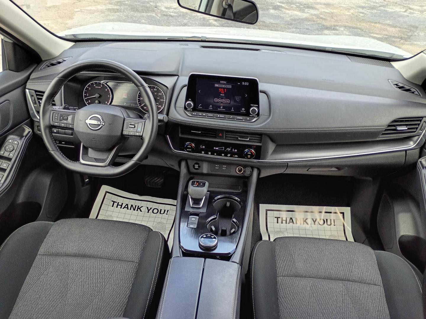 2025 White /Black Nissan Rogue SV AWD (5N1BT3BB6SC) with an 2.5L L4 DOHC 16V engine, CVT transmission, located at 1842 Wirt Road, Houston, TX, 77055, (713) 973-3903, 29.805330, -95.484787 - Photo#17