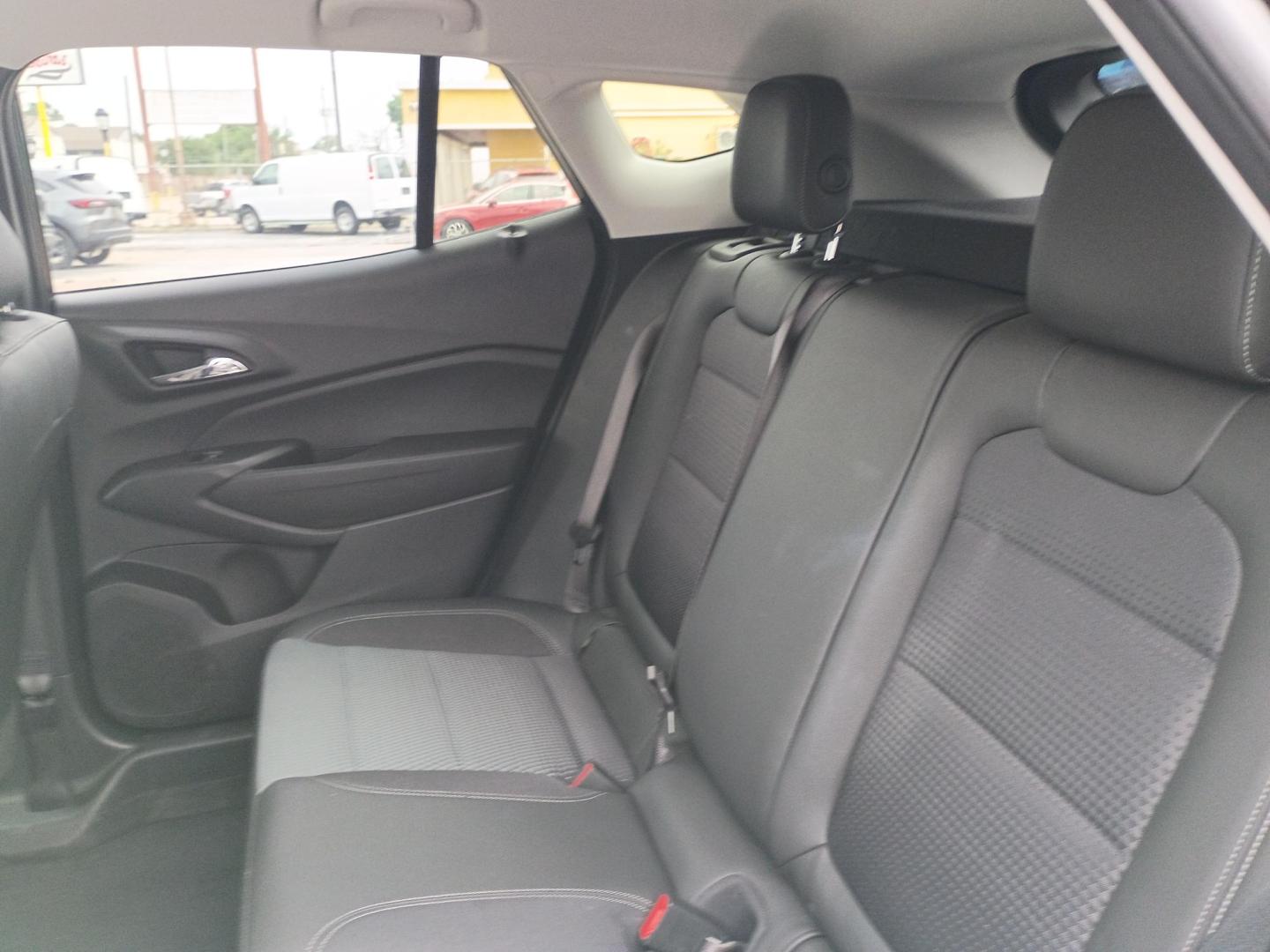 2025 Black /Black Chevrolet Trax LT (KL77LHEP2SC) with an 1.2L L3 TURBO engine, 6A transmission, located at 1842 Wirt Road, Houston, TX, 77055, (713) 973-3903, 29.805330, -95.484787 - Photo#10