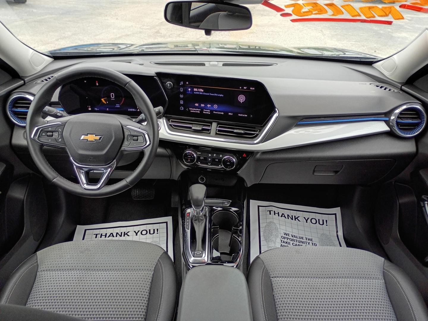 2025 Black /Black Chevrolet Trax LT (KL77LHEP2SC) with an 1.2L L3 TURBO engine, 6A transmission, located at 1842 Wirt Road, Houston, TX, 77055, (713) 973-3903, 29.805330, -95.484787 - Photo#16
