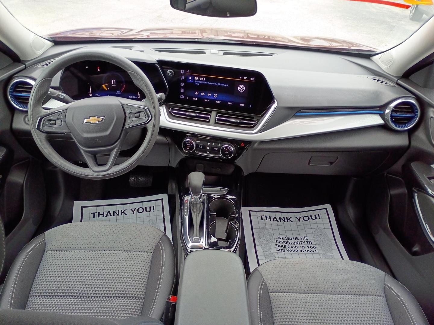 2025 MAROON /Black Chevrolet Trax LT (KL77LHEP7SC) with an 1.2L L3 TURBO engine, 6A transmission, located at 1842 Wirt Road, Houston, TX, 77055, (713) 973-3903, 29.805330, -95.484787 - Photo#16
