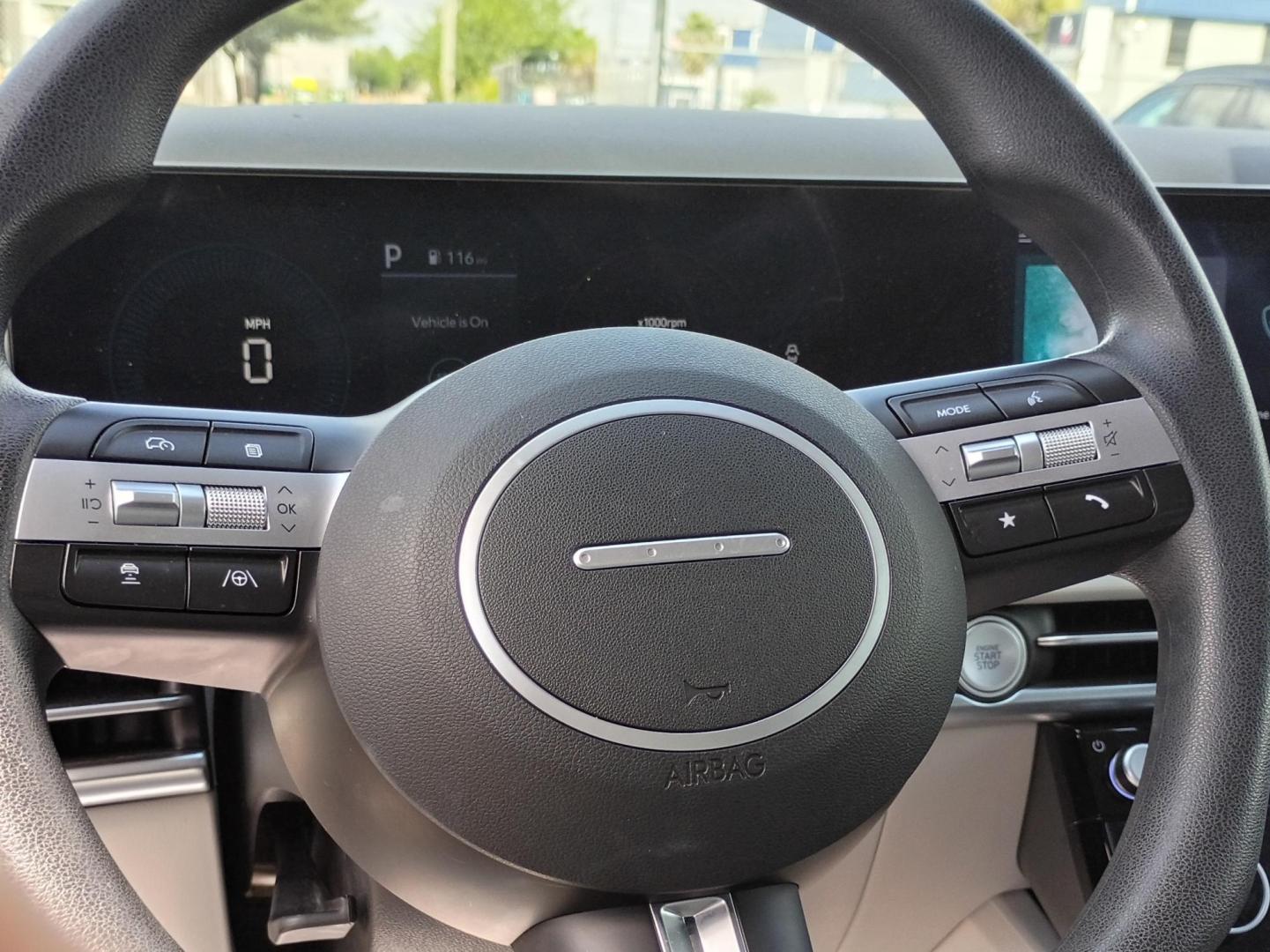 2025 BLUE /BEIGE Hyundai Tucson SEL (5NMJB3DE0SH) with an 2.5L L4 DOHC 16V engine, 8A transmission, located at 1842 Wirt Road, Houston, TX, 77055, (713) 973-3903, 29.805330, -95.484787 - Photo#19