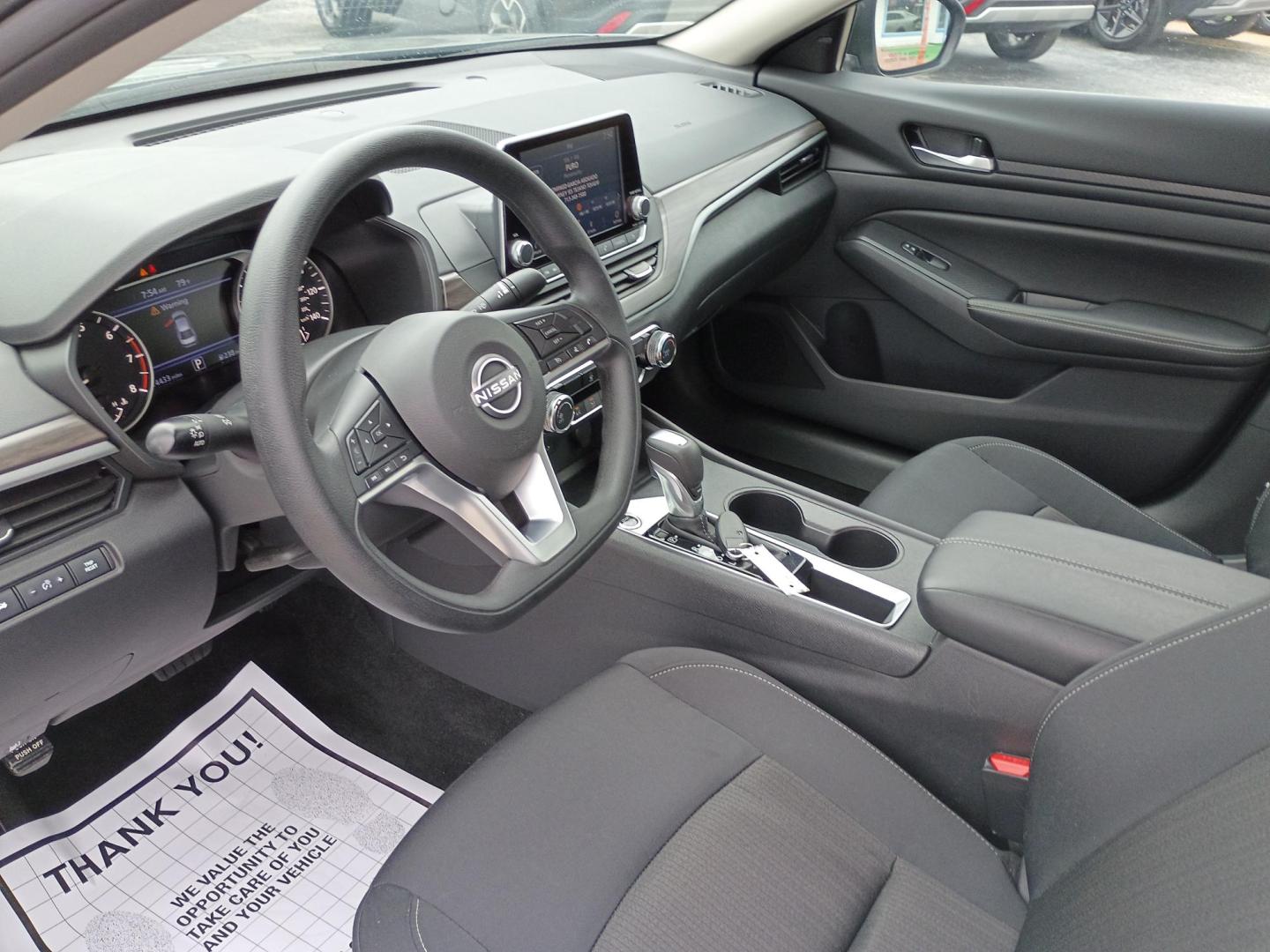 2025 Gray /Black Nissan Altima 2.5 SV (1N4BL4DV4SN) with an 2.5L L4 DOHC 16V engine, CVT transmission, located at 1842 Wirt Road, Houston, TX, 77055, (713) 973-3903, 29.805330, -95.484787 - Photo#8