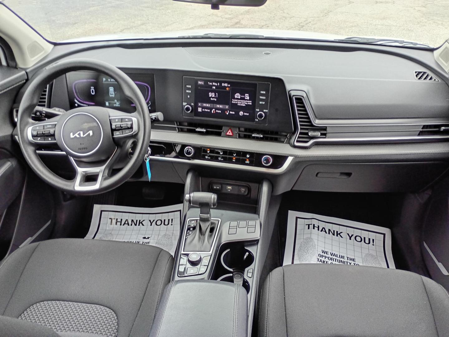 2025 White /Black Kia Sportage LX (5XYK23DF8SG) with an 2.5L V6 DOHC 24V engine, 8A transmission, located at 1842 Wirt Road, Houston, TX, 77055, (713) 973-3903, 29.805330, -95.484787 - Photo#17