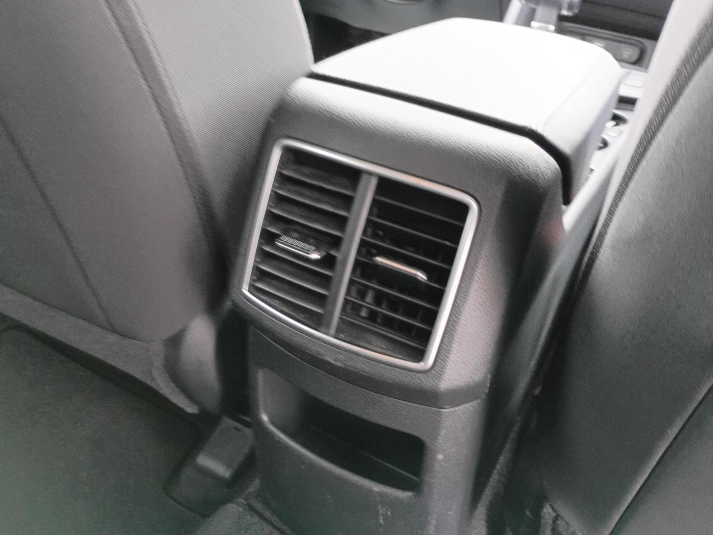 2025 Gray /Black Kia Sportage LX (KNDPU3DF9S7) with an 2.5L V6 DOHC 24V engine, 8A transmission, located at 1842 Wirt Road, Houston, TX, 77055, (713) 973-3903, 29.805330, -95.484787 - Photo#16
