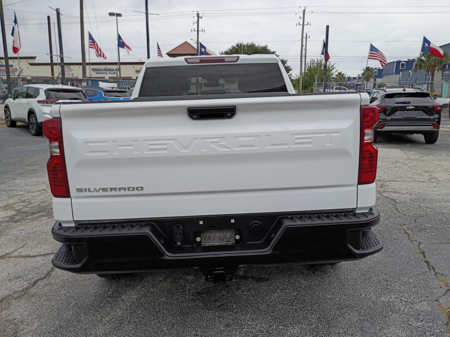 2023 White /Black Chevrolet Silverado 1500 Work Truck Double Cab 2WD (1GCRAAED7PZ) with an 5.3L V8 OHV 16V engine, 6A transmission, located at 1842 Wirt Road, Houston, TX, 77055, (713) 973-3903, 29.805330, -95.484787 - Photo#3