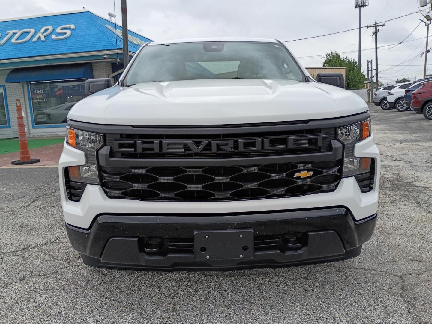 2023 White /Black Chevrolet Silverado 1500 Work Truck Double Cab 2WD (1GCRAAED7PZ) with an 5.3L V8 OHV 16V engine, 6A transmission, located at 1842 Wirt Road, Houston, TX, 77055, (713) 973-3903, 29.805330, -95.484787 - Photo#7