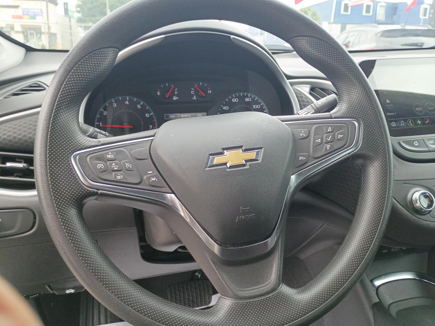 2025 Gray /Black Chevrolet Malibu 1LT (1G1ZD5ST2SF) with an 1.5L L4 DOHC 16V engine, 6A transmission, located at 1842 Wirt Road, Houston, TX, 77055, (713) 973-3903, 29.805330, -95.484787 - Photo#18