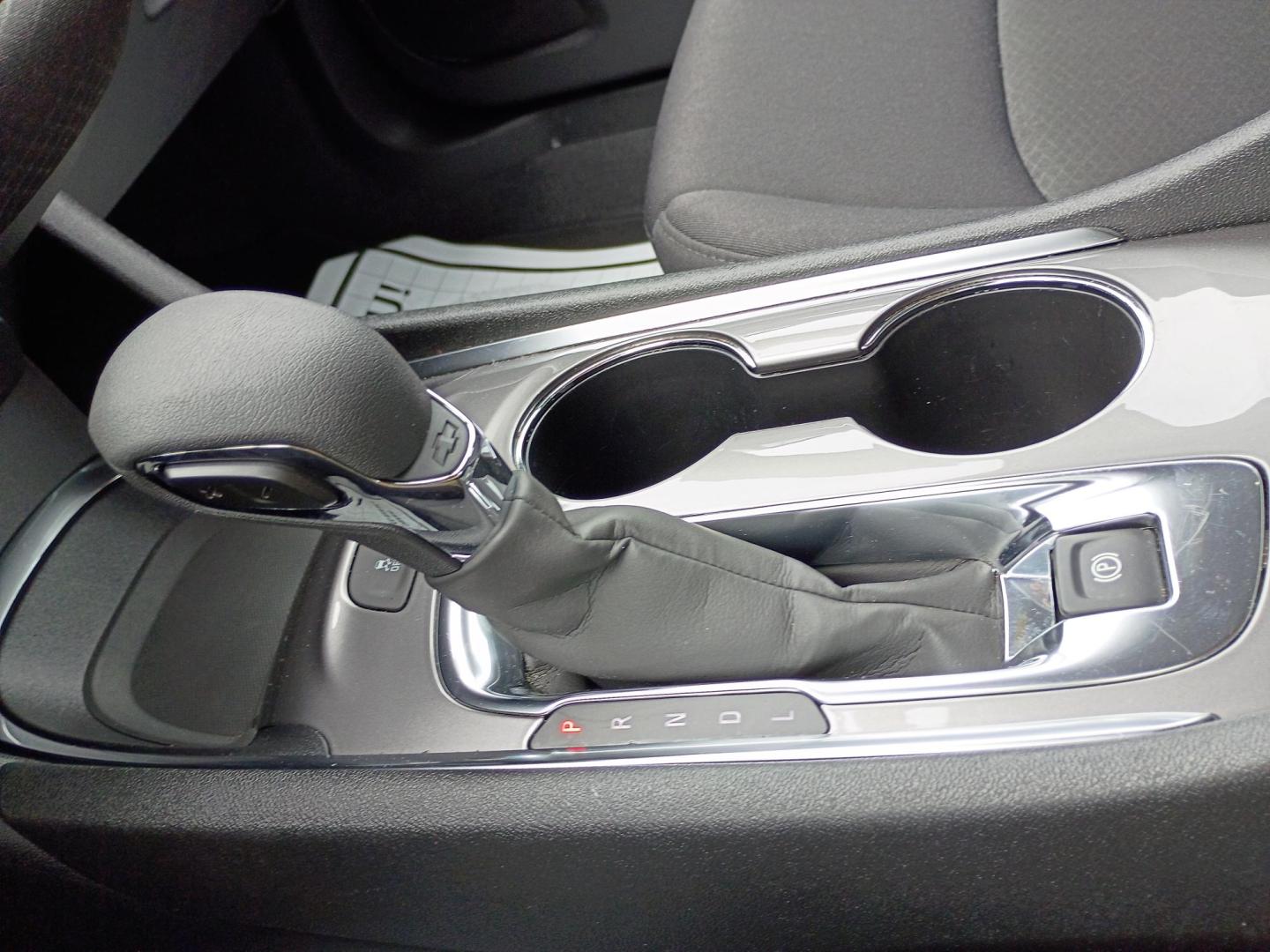 2025 White Chevrolet Malibu 1LT (1G1ZD5ST1SF) with an 1.5L L4 DOHC 16V engine, 6A transmission, located at 1842 Wirt Road, Houston, TX, 77055, (713) 973-3903, 29.805330, -95.484787 - Photo#23
