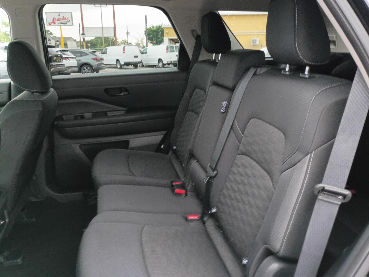 2024 Black Nissan Pathfinder SV 4WD (5N1DR3BC0RC) with an 3.5L V6 DOHC 24V engine, CVT transmission, located at 1842 Wirt Road, Houston, TX, 77055, (713) 973-3903, 29.805330, -95.484787 - Photo#10