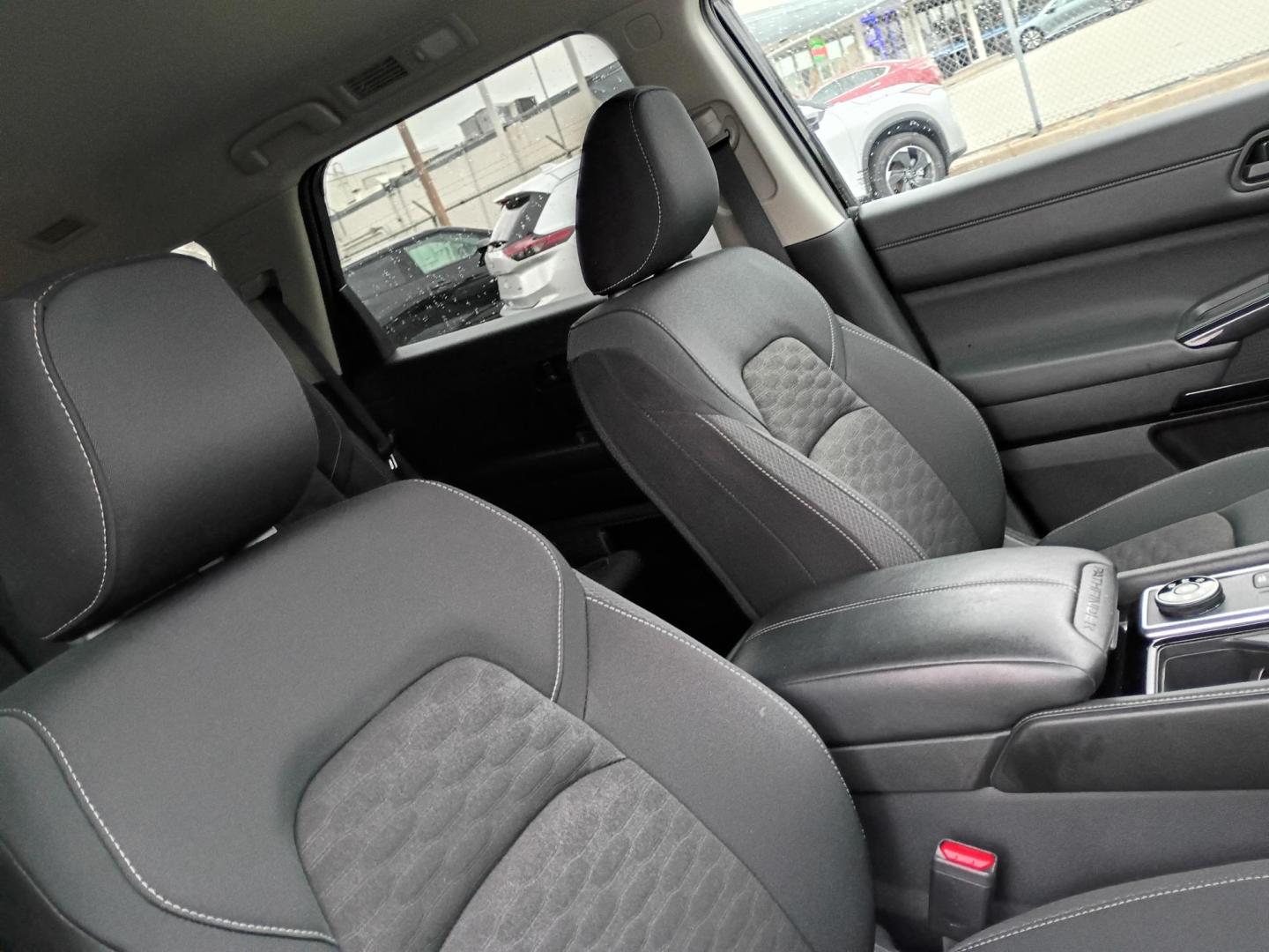 2024 Black Nissan Pathfinder SV 4WD (5N1DR3BC0RC) with an 3.5L V6 DOHC 24V engine, CVT transmission, located at 1842 Wirt Road, Houston, TX, 77055, (713) 973-3903, 29.805330, -95.484787 - Photo#12