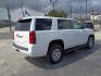 2020 White /Black Chevrolet Tahoe FL 2WD (1GNSCEEC6LR) with an 5.3L V8 OHV 16V engine, 6A transmission, located at 1842 Wirt Road, Houston, TX, 77055, (713) 973-3903, 29.805330, -95.484787 - Photo#4