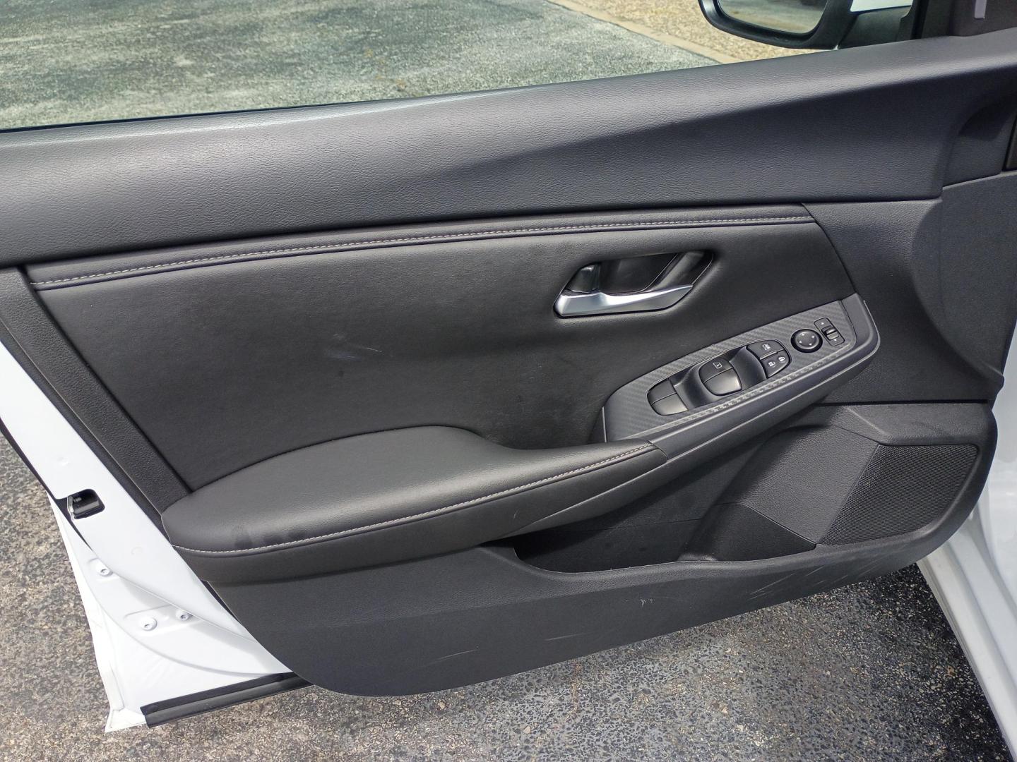 2025 Nissan Sentra SV (3N1AB8CV2SY) with an 1.8L L4 SFI DOHC 16V engine, CVT transmission, located at 1842 Wirt Road, Houston, TX, 77055, (713) 973-3903, 29.805330, -95.484787 - Photo#9