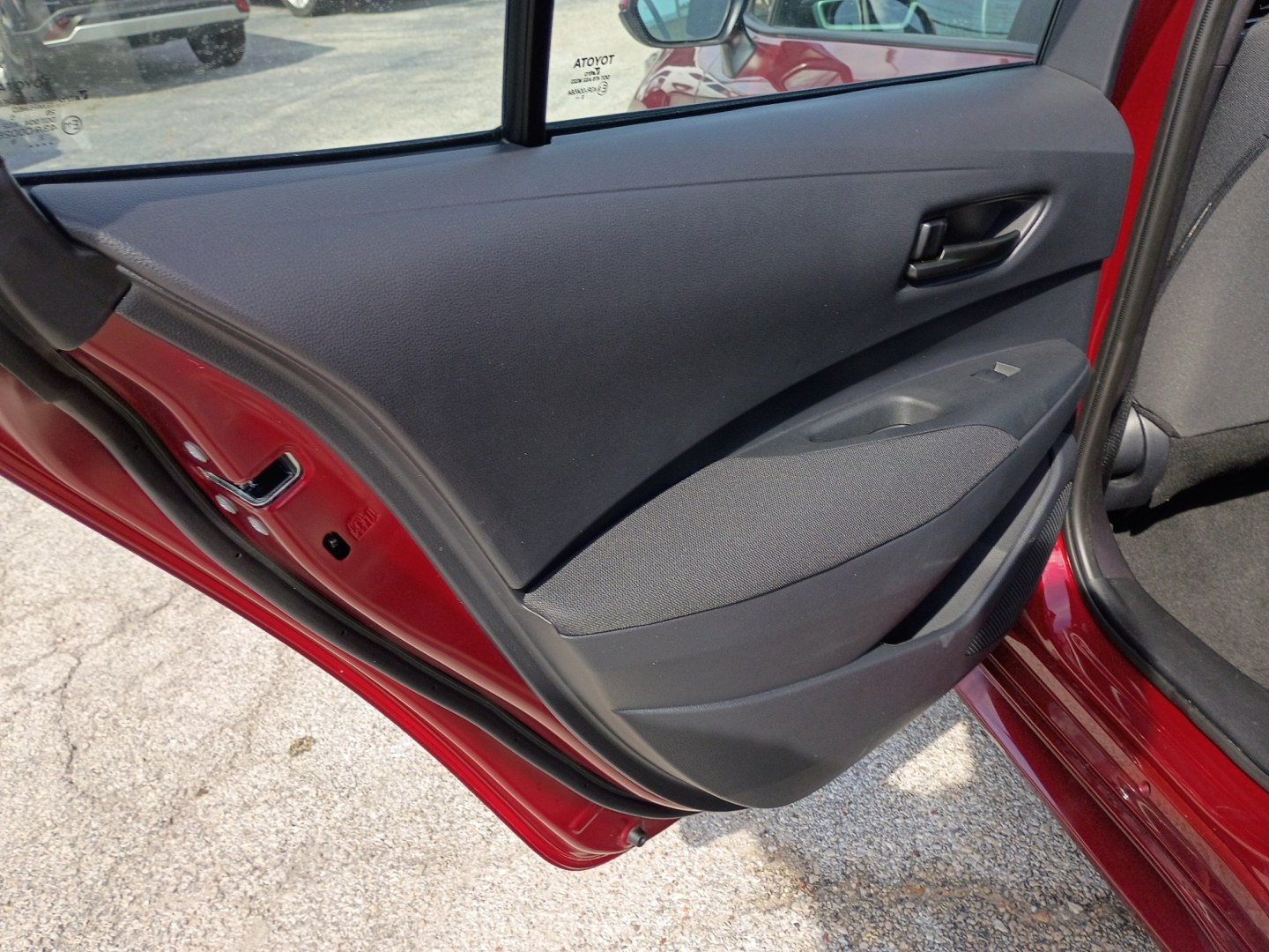 2026 MAROON /Black Toyota Corolla LE (5YFB4MDE7TP) with an 2.0L L4 DOHC 16V engine, CVT transmission, located at 1842 Wirt Road, Houston, TX, 77055, (713) 973-3903, 29.805330, -95.484787- Photo#11
