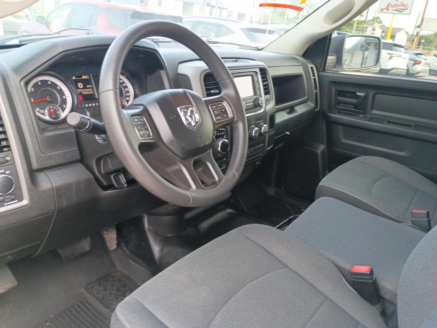 2022 White RAM 1500 Classic Tradesman Crew Cab SWB 4WD (3C6RR7KG5NG) with an 3.6L V6 DOHC 24V FFV engine, 8A transmission, located at 1842 Wirt Road, Houston, TX, 77055, (713) 973-3903, 29.805330, -95.484787- Photo#8