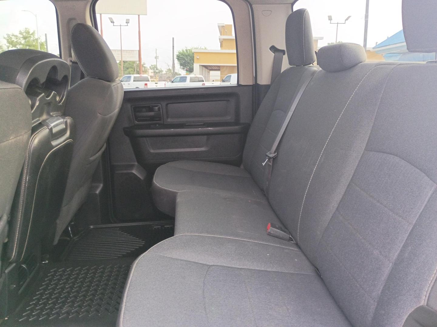2022 White RAM 1500 Classic Tradesman Crew Cab SWB 4WD (3C6RR7KG5NG) with an 3.6L V6 DOHC 24V FFV engine, 8A transmission, located at 1842 Wirt Road, Houston, TX, 77055, (713) 973-3903, 29.805330, -95.484787- Photo#10