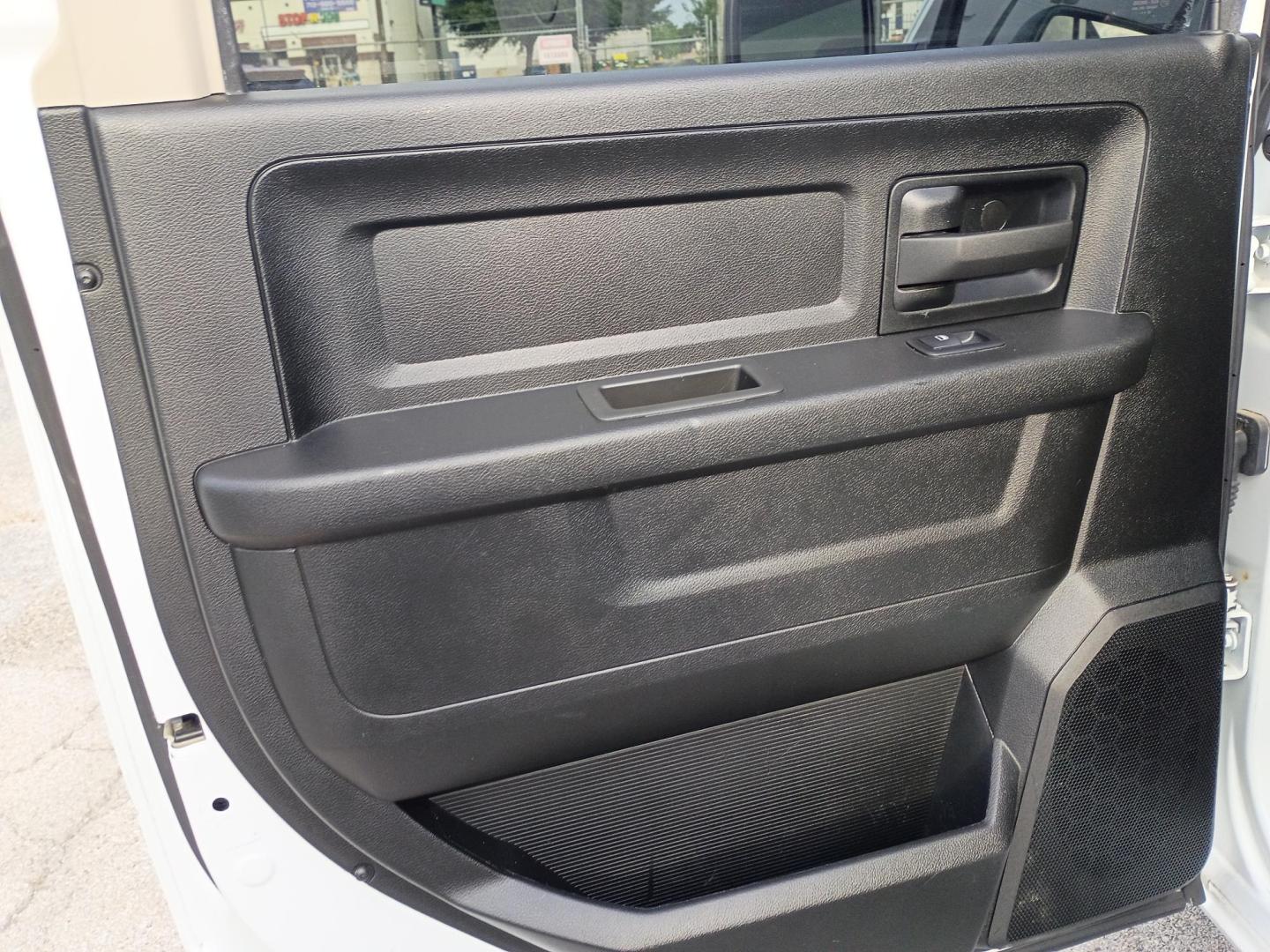 2022 White RAM 1500 Classic Tradesman Crew Cab SWB 4WD (3C6RR7KG5NG) with an 3.6L V6 DOHC 24V FFV engine, 8A transmission, located at 1842 Wirt Road, Houston, TX, 77055, (713) 973-3903, 29.805330, -95.484787- Photo#11