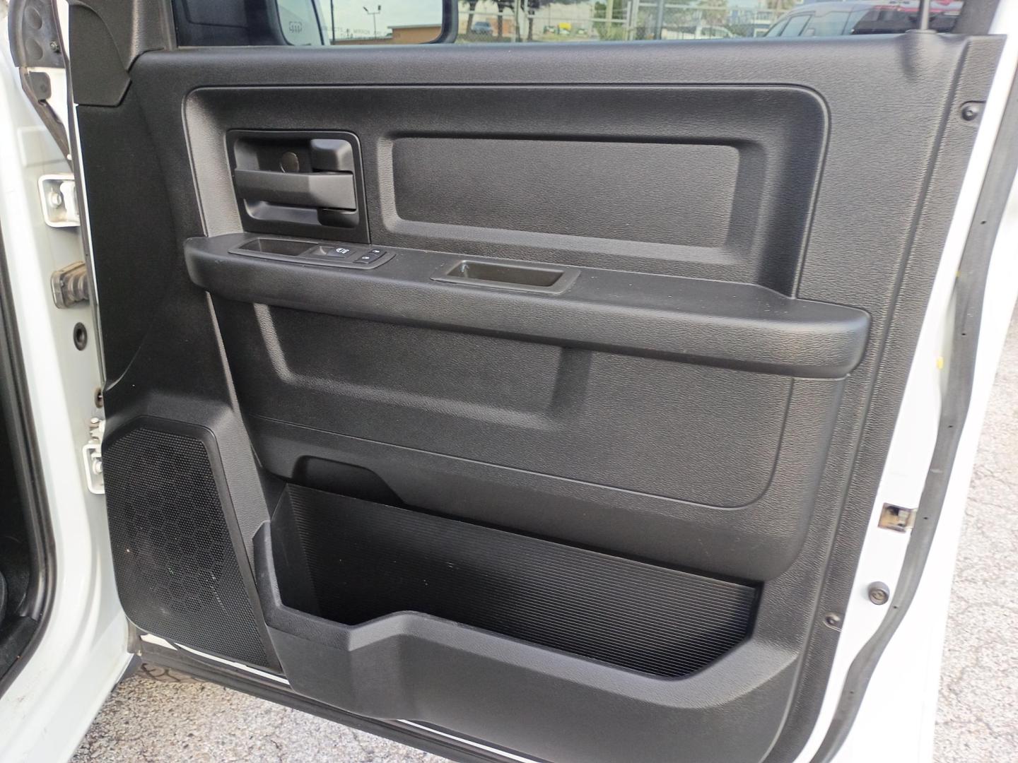 2022 White RAM 1500 Classic Tradesman Crew Cab SWB 4WD (3C6RR7KG5NG) with an 3.6L V6 DOHC 24V FFV engine, 8A transmission, located at 1842 Wirt Road, Houston, TX, 77055, (713) 973-3903, 29.805330, -95.484787- Photo#13