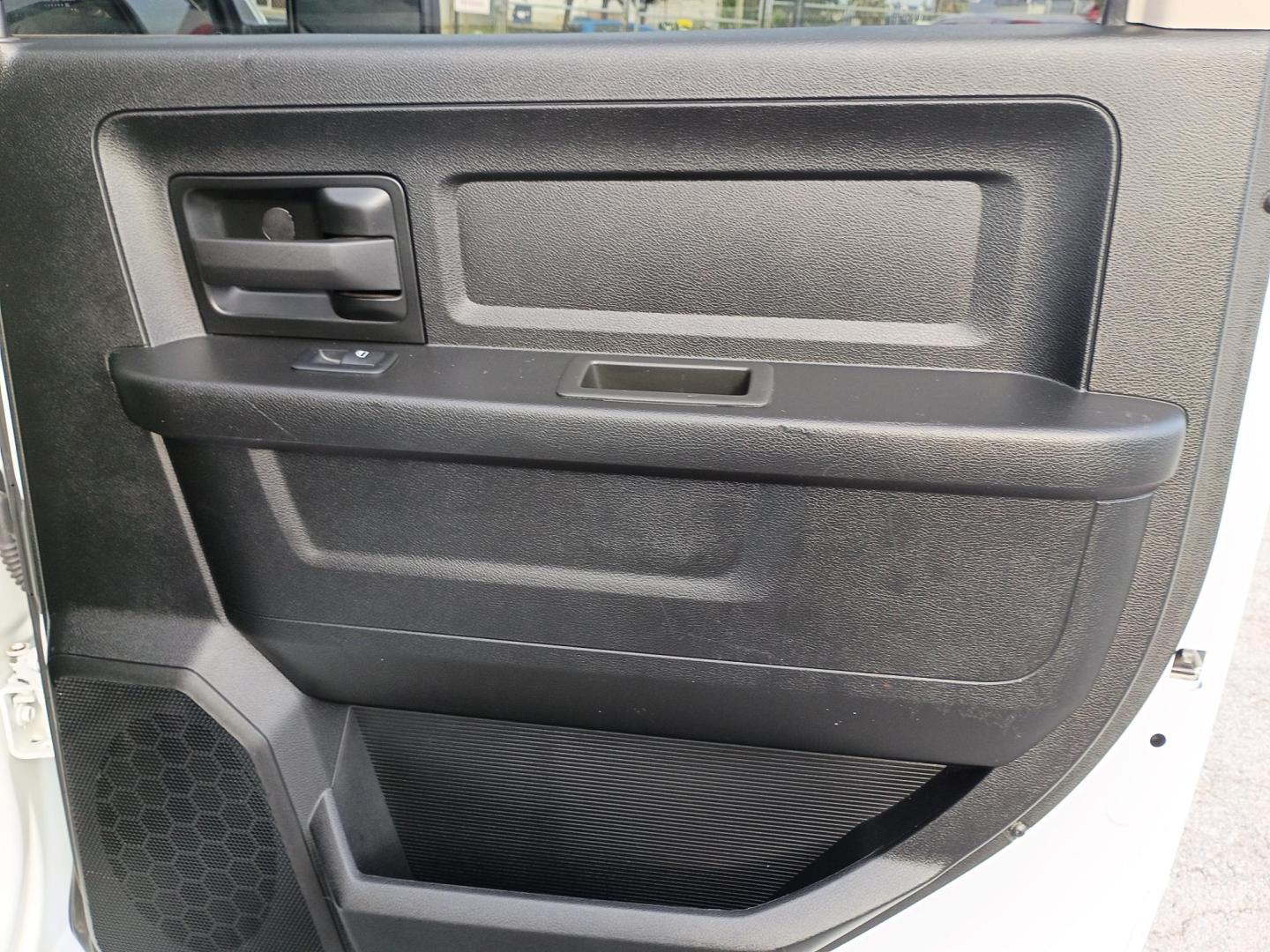 2022 White RAM 1500 Classic Tradesman Crew Cab SWB 4WD (3C6RR7KG5NG) with an 3.6L V6 DOHC 24V FFV engine, 8A transmission, located at 1842 Wirt Road, Houston, TX, 77055, (713) 973-3903, 29.805330, -95.484787- Photo#15