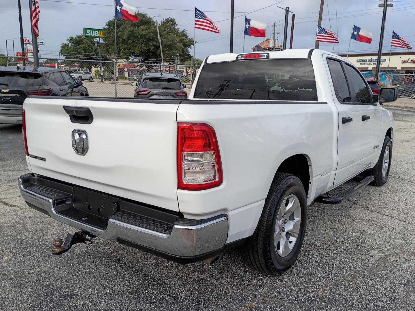 2023 White RAM 1500 Big Horn Quad Cab 2WD (1C6RREBG7PN) with an 3.6L V6 DOHC 24V engine, 8A transmission, located at 1842 Wirt Road, Houston, TX, 77055, (713) 973-3903, 29.805330, -95.484787- Photo#4