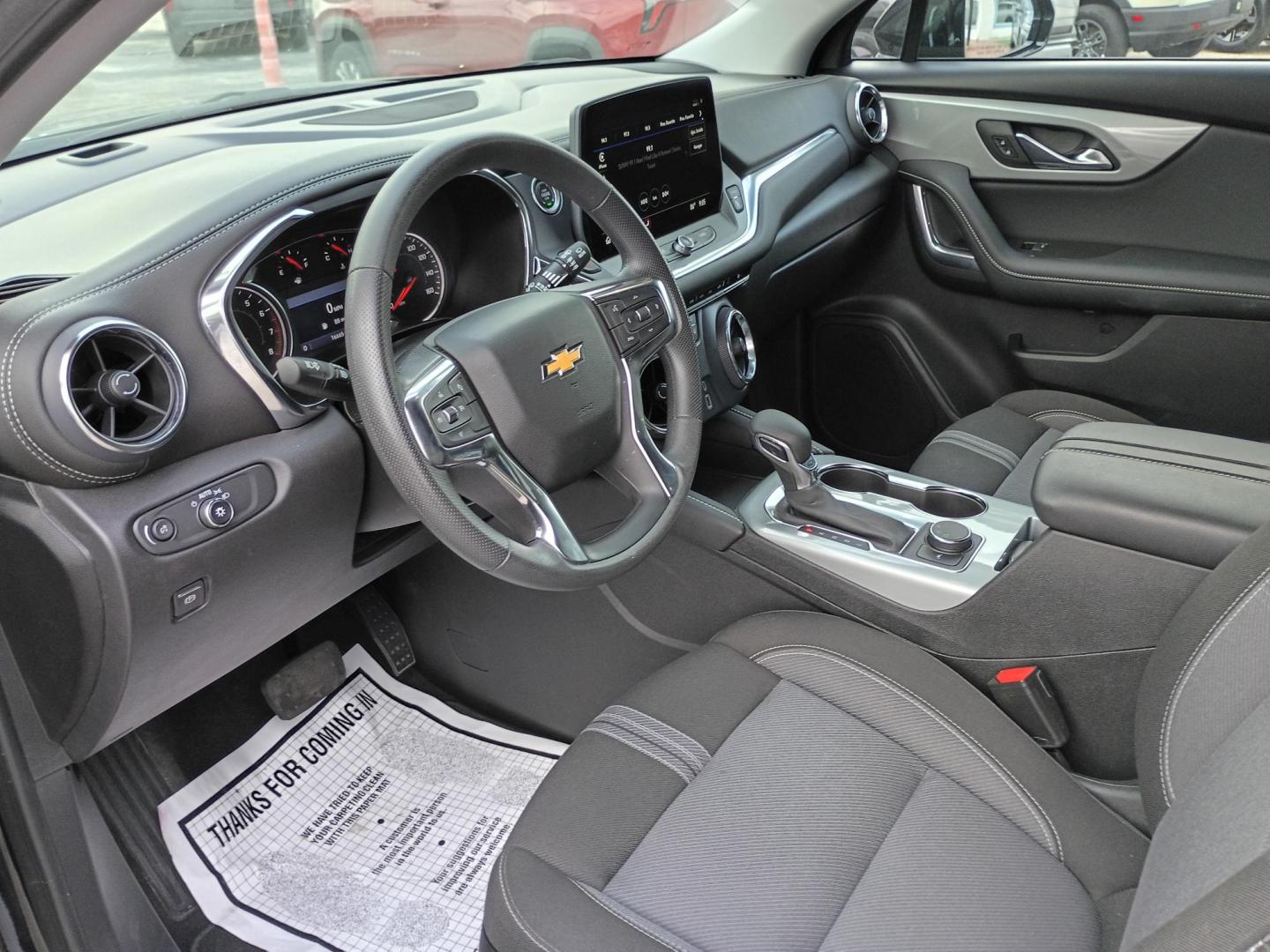 2025 Black Chevrolet Blazer 2LT (3GNKBCR40SS) with an 2.0L L4 DOHC 16 TURBO engine, 9A transmission, located at 1842 Wirt Road, Houston, TX, 77055, (713) 973-3903, 29.805330, -95.484787- Photo#8