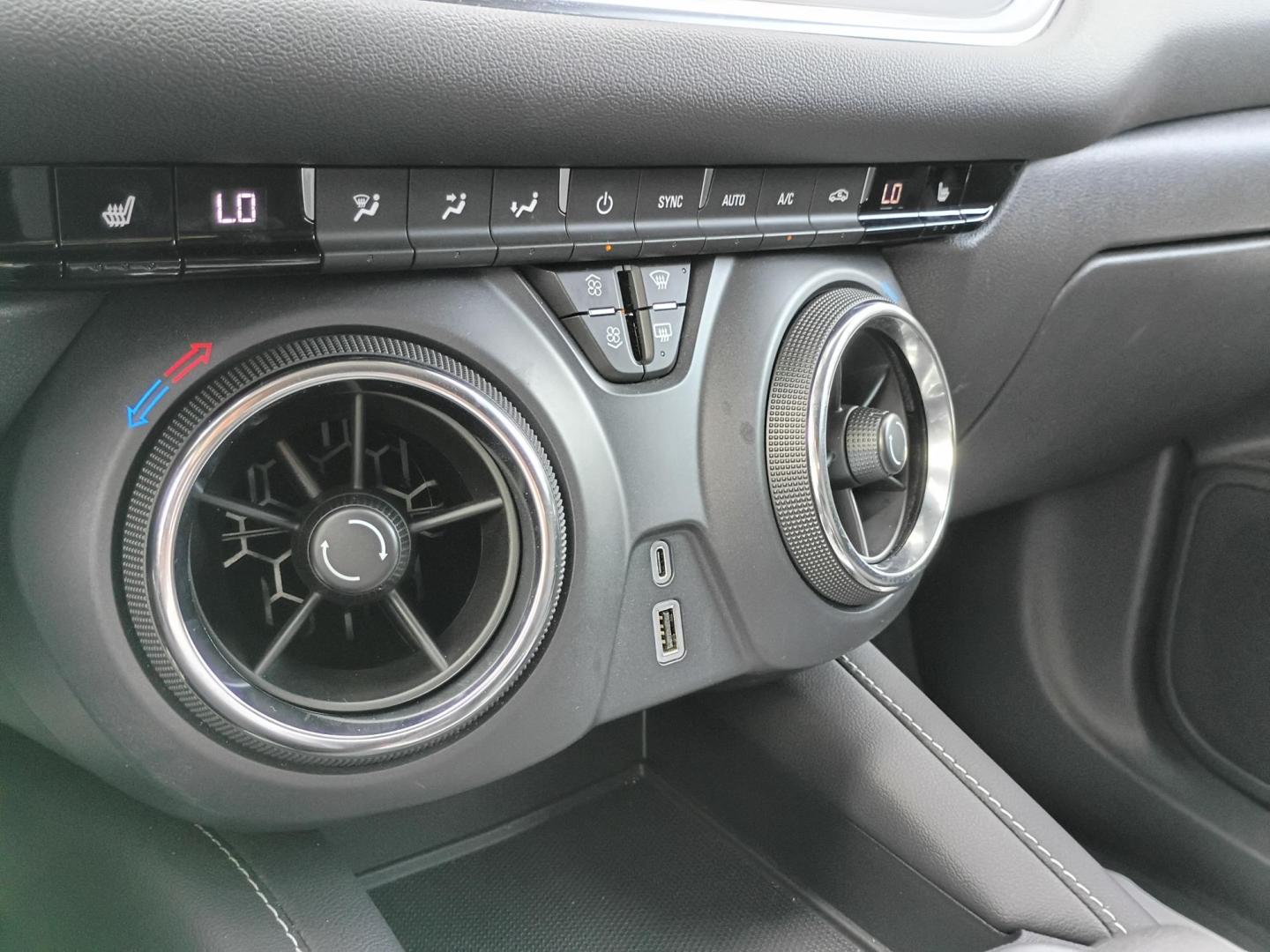 2025 Black Chevrolet Blazer 2LT (3GNKBCR40SS) with an 2.0L L4 DOHC 16 TURBO engine, 9A transmission, located at 1842 Wirt Road, Houston, TX, 77055, (713) 973-3903, 29.805330, -95.484787- Photo#23